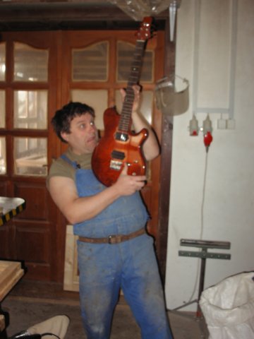 withmyfriendmastersrezoltnavaibleforcarpentersworkscall.jpg